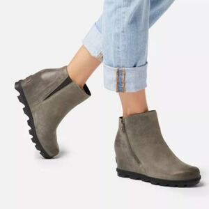 Sorel Women's Joan of Arctic Wedge Zip Bootie Size 11